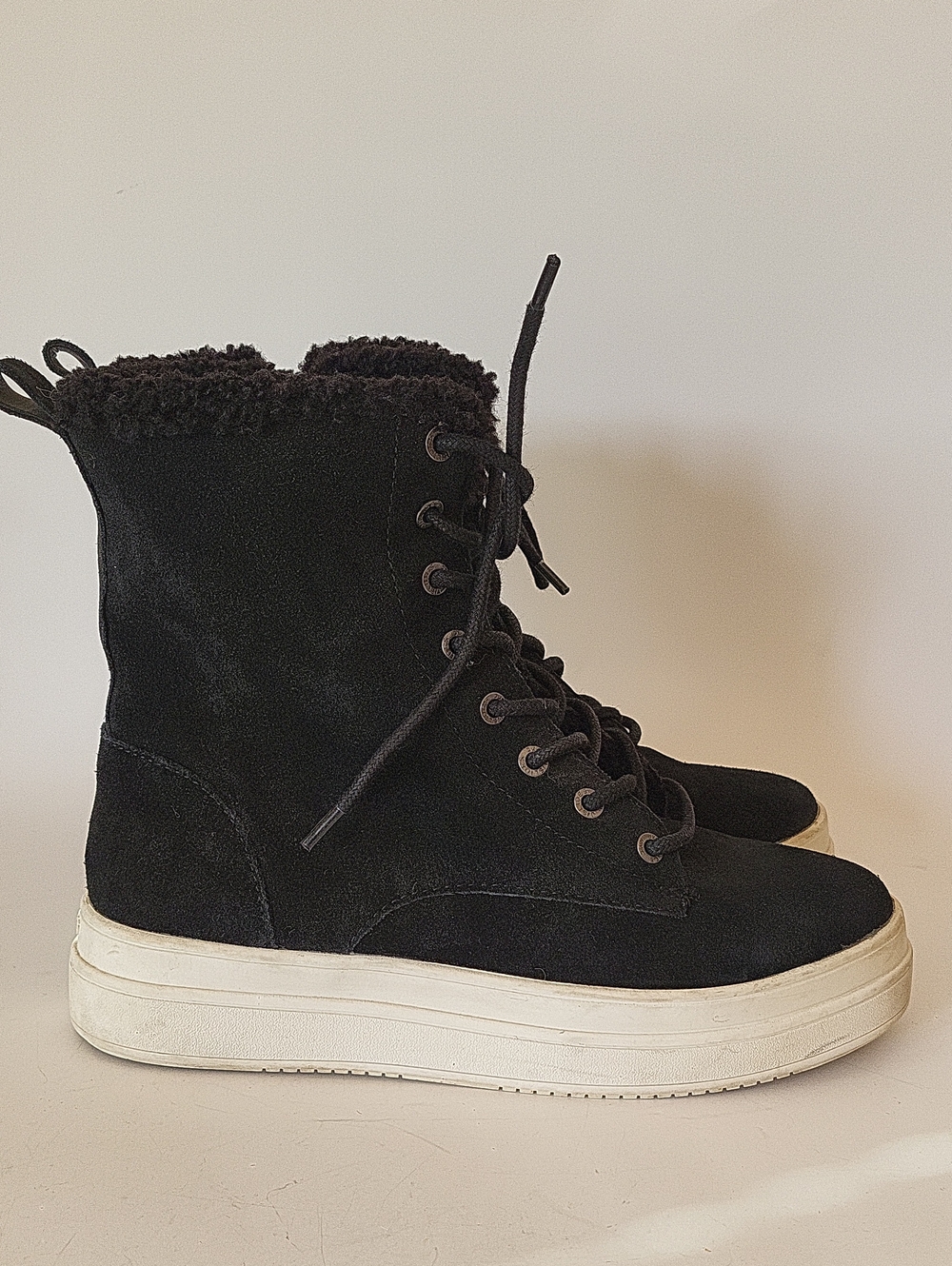 J/Slides Torrie Black Suede Faux Fur Platform Booties Size 8